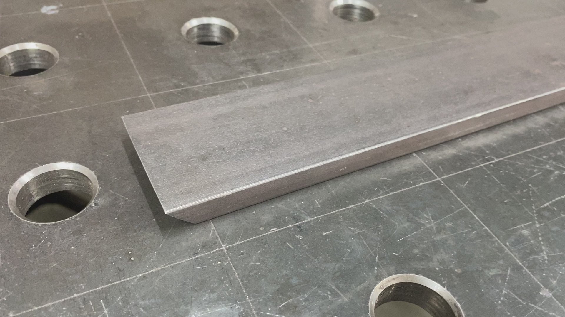 Support Countertops on Knee Walls, Weldpress Metal Bracket fo Kitchen Island Countertops, Stone or Wood Desks, Breakfast Bars, Support Granite, Quartz, Natural Stone, Concrete