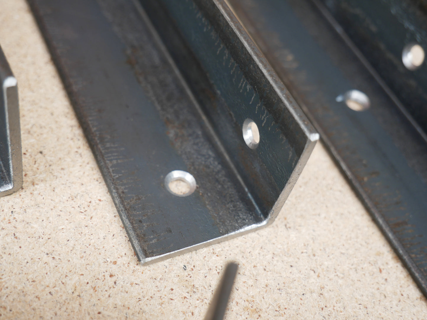 Set of 2 Alcove Shelf Brackets Shelves Corner Angle Steel Scaffold Timber Board Metal Bracket